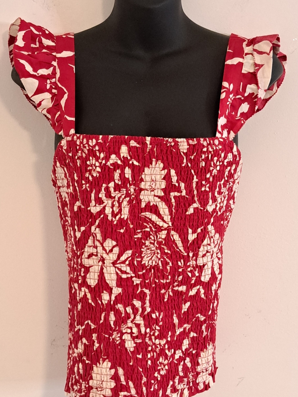 Old Navy Red Floral Square Neck Smocked Elasticized Ruffle Strap Tank Misses L - Picture 4 of 8